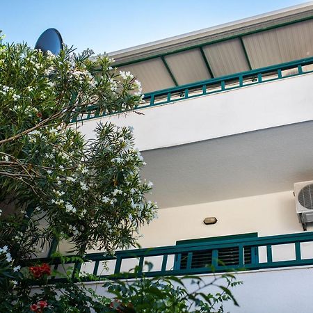 Apartments Gajeta グラダツ エクステリア 写真