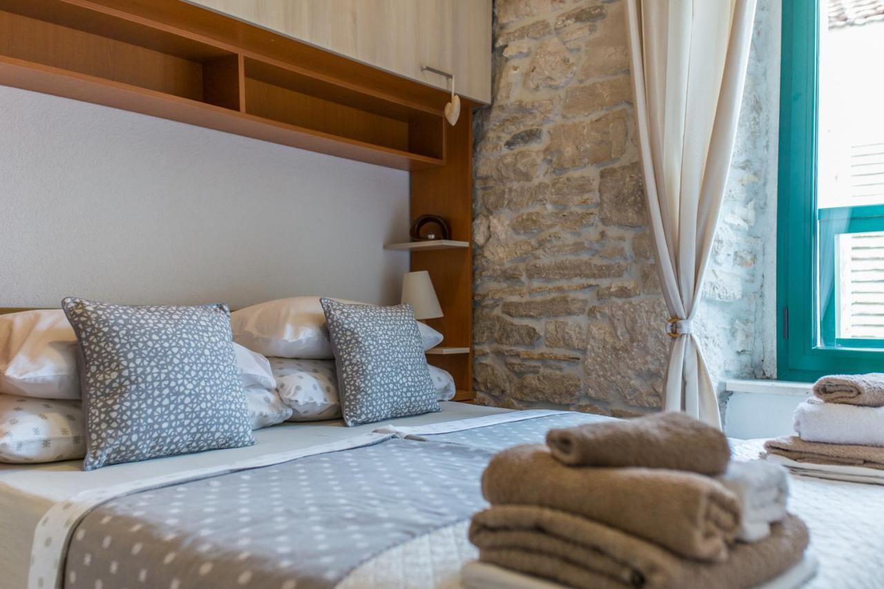 Apartments Gajeta グラダツ エクステリア 写真